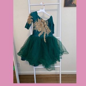 Girl party dress